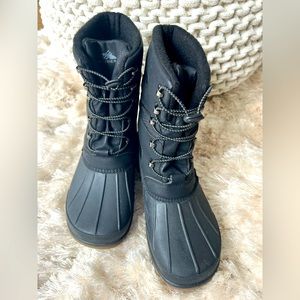 High Sierra Black Waterproof Boots Youth size 6
